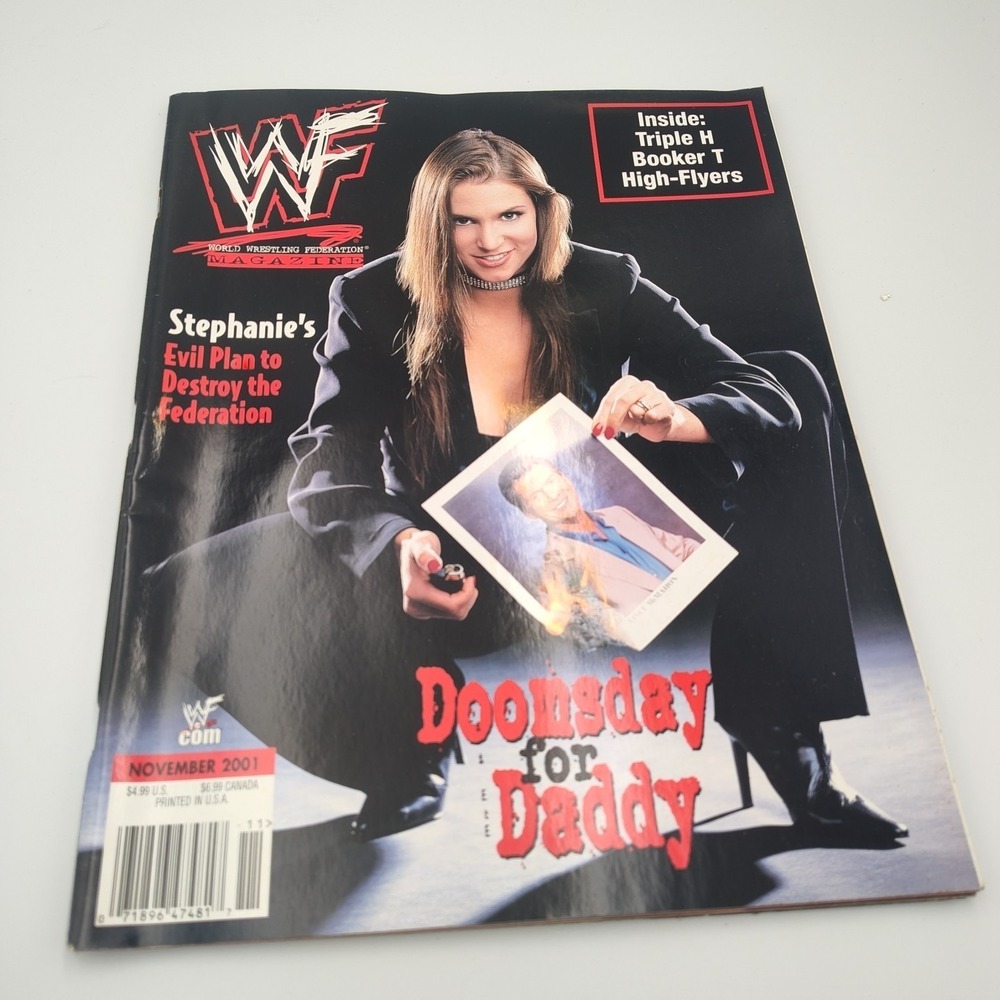 WWF WWE‎ Magazine November 2001, Stephanie McMahon Cover Poster & Catalog
